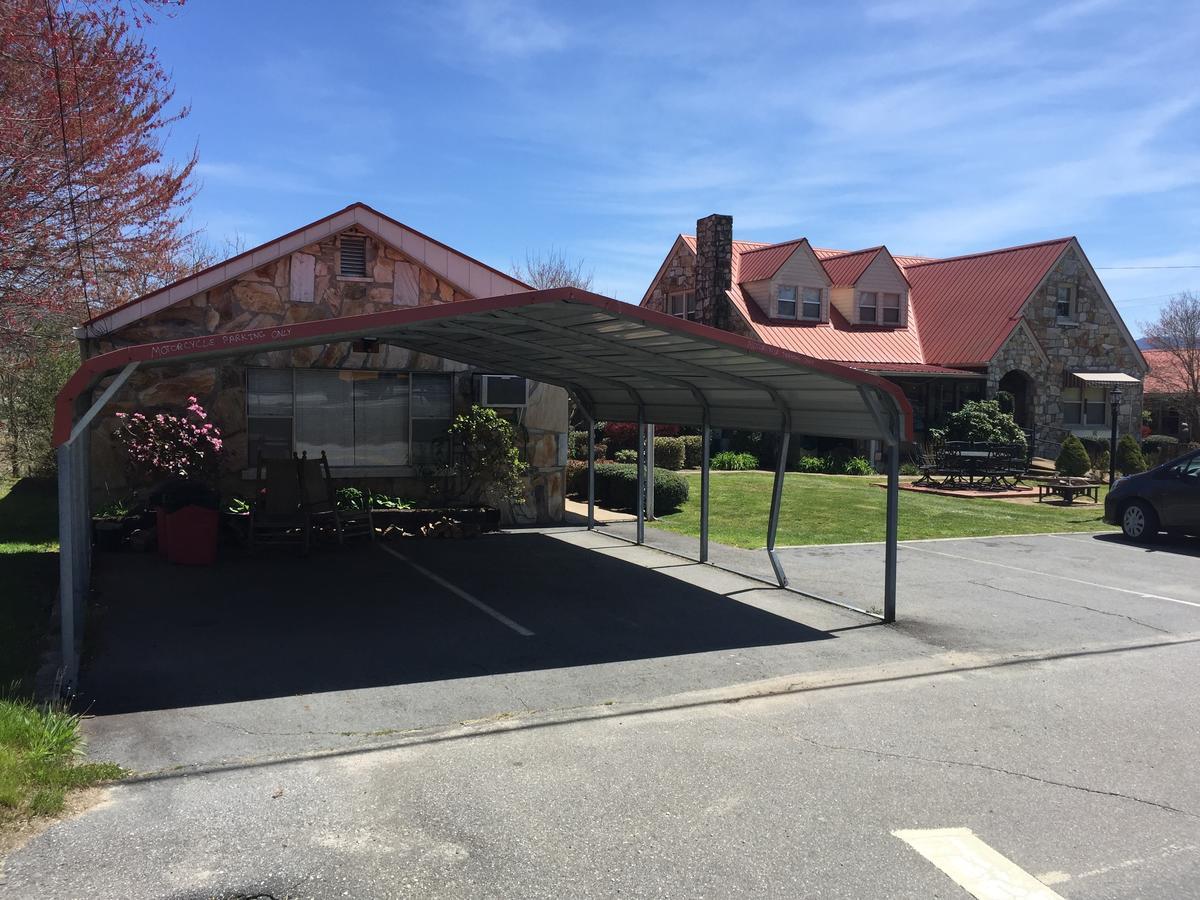 Phillips Historic Motel & Cottages Робинсвил Екстериор снимка